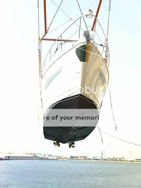 boat1.jpg